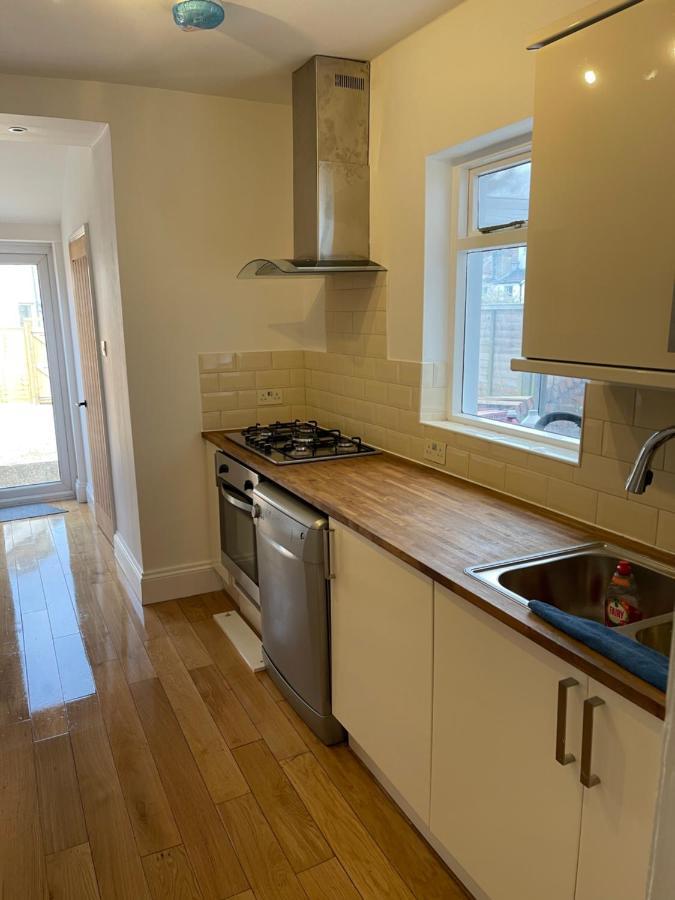 Perfect Room 1 Bristol Ngoại thất bức ảnh